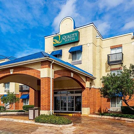 Quality Suites San Antonio Northeast Εξωτερικό φωτογραφία