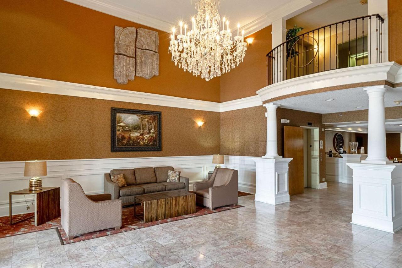 Quality Suites San Antonio Northeast Εξωτερικό φωτογραφία
