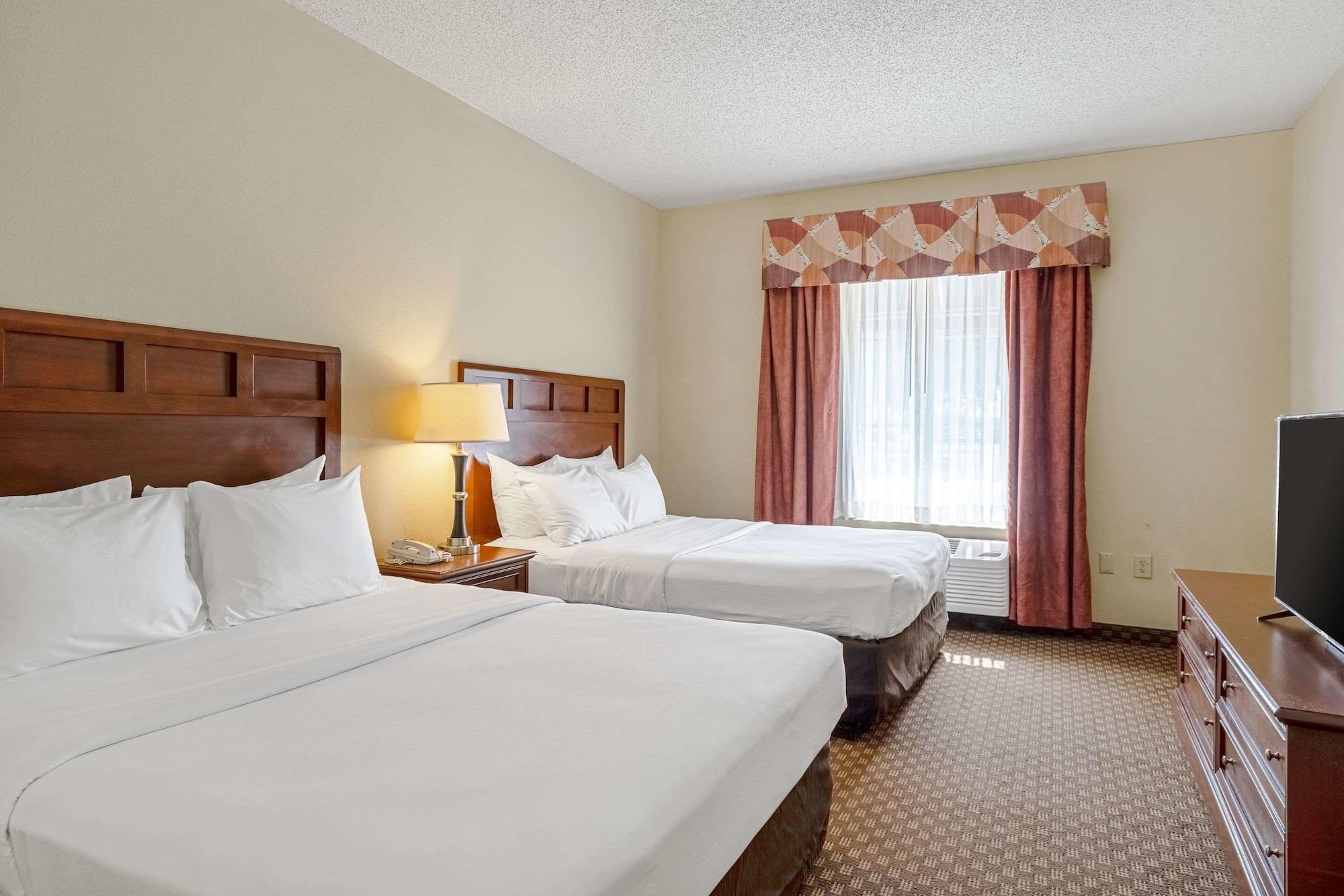 Quality Suites San Antonio Northeast Εξωτερικό φωτογραφία