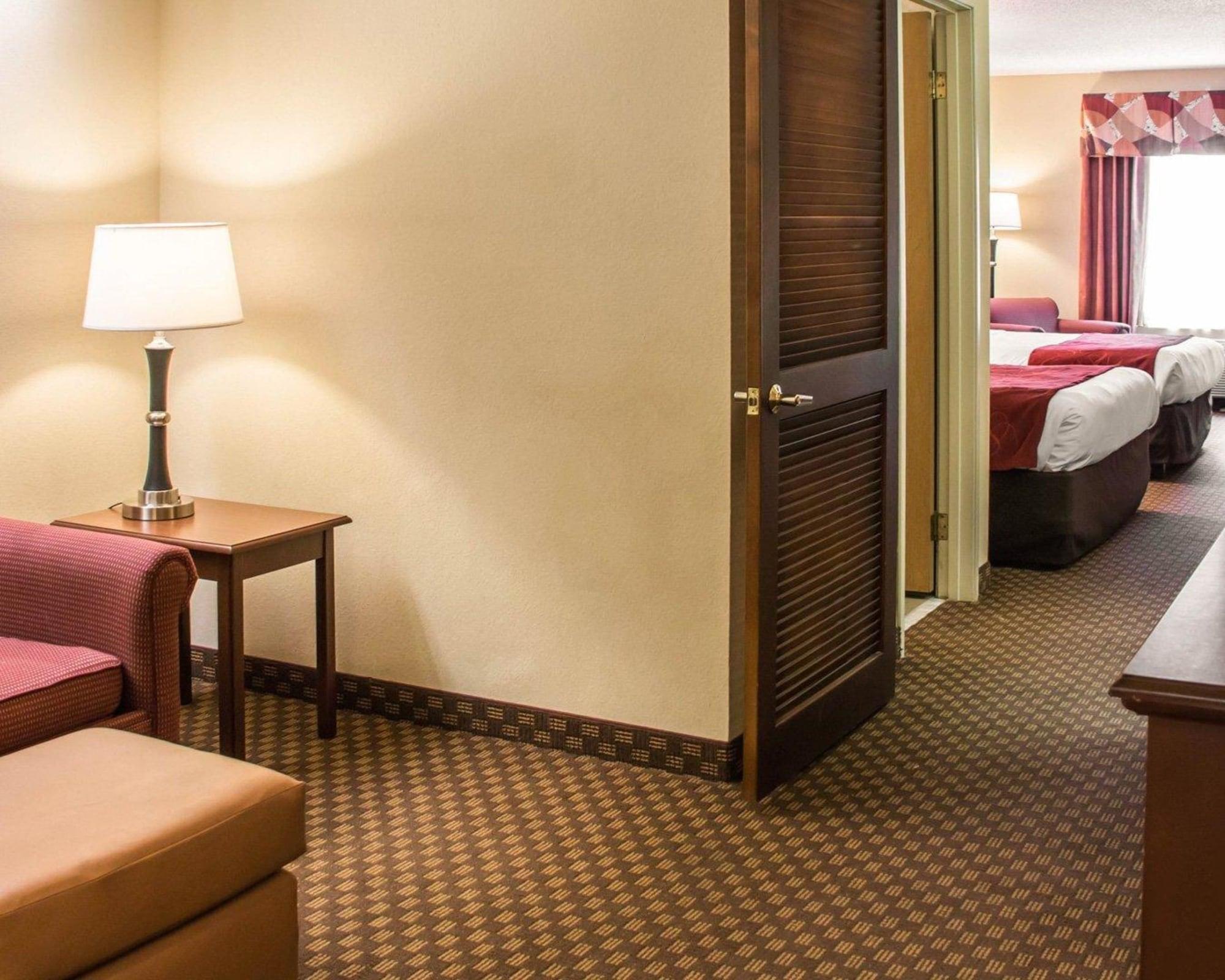 Quality Suites San Antonio Northeast Εξωτερικό φωτογραφία