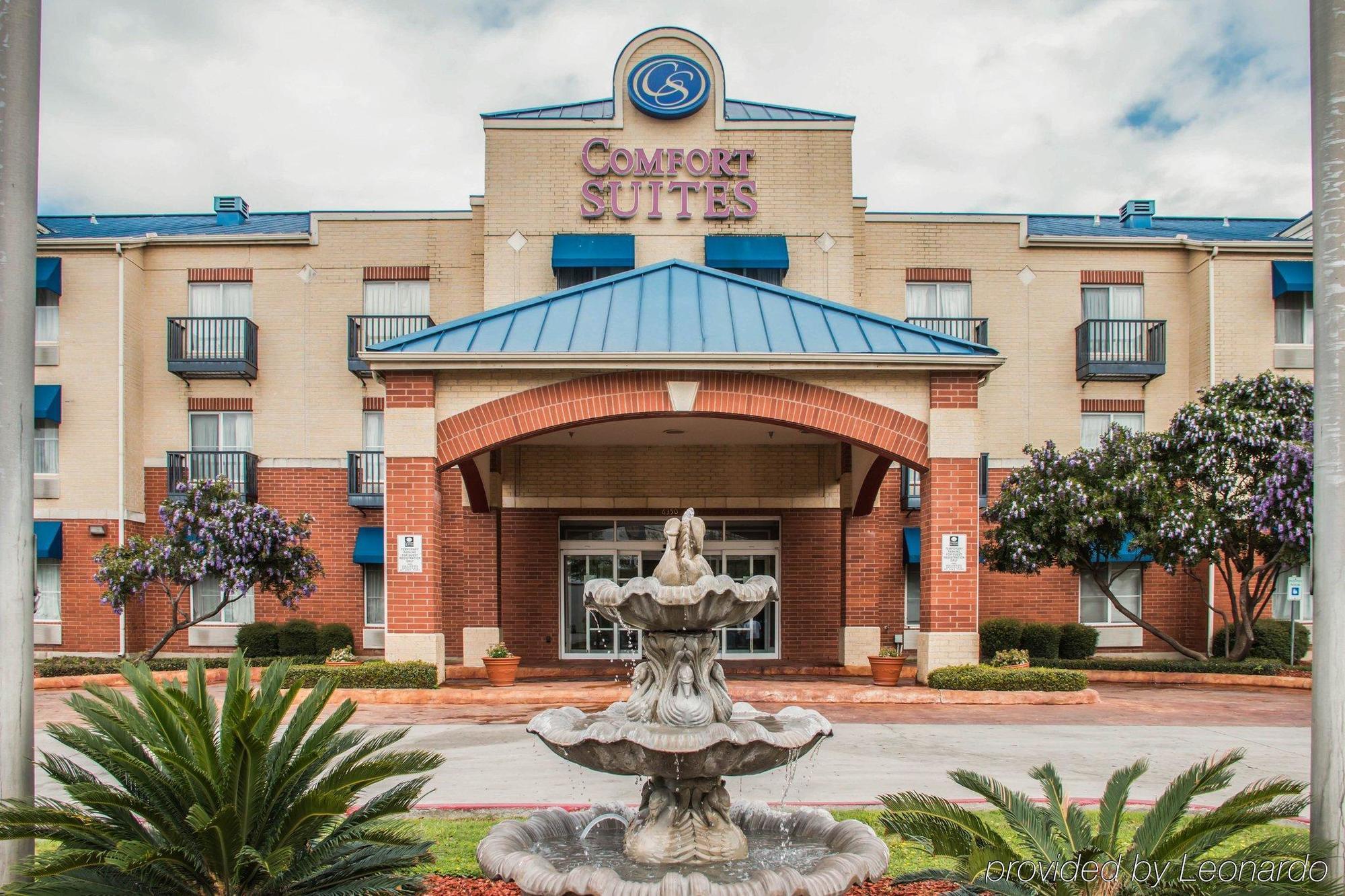 Quality Suites San Antonio Northeast Εξωτερικό φωτογραφία