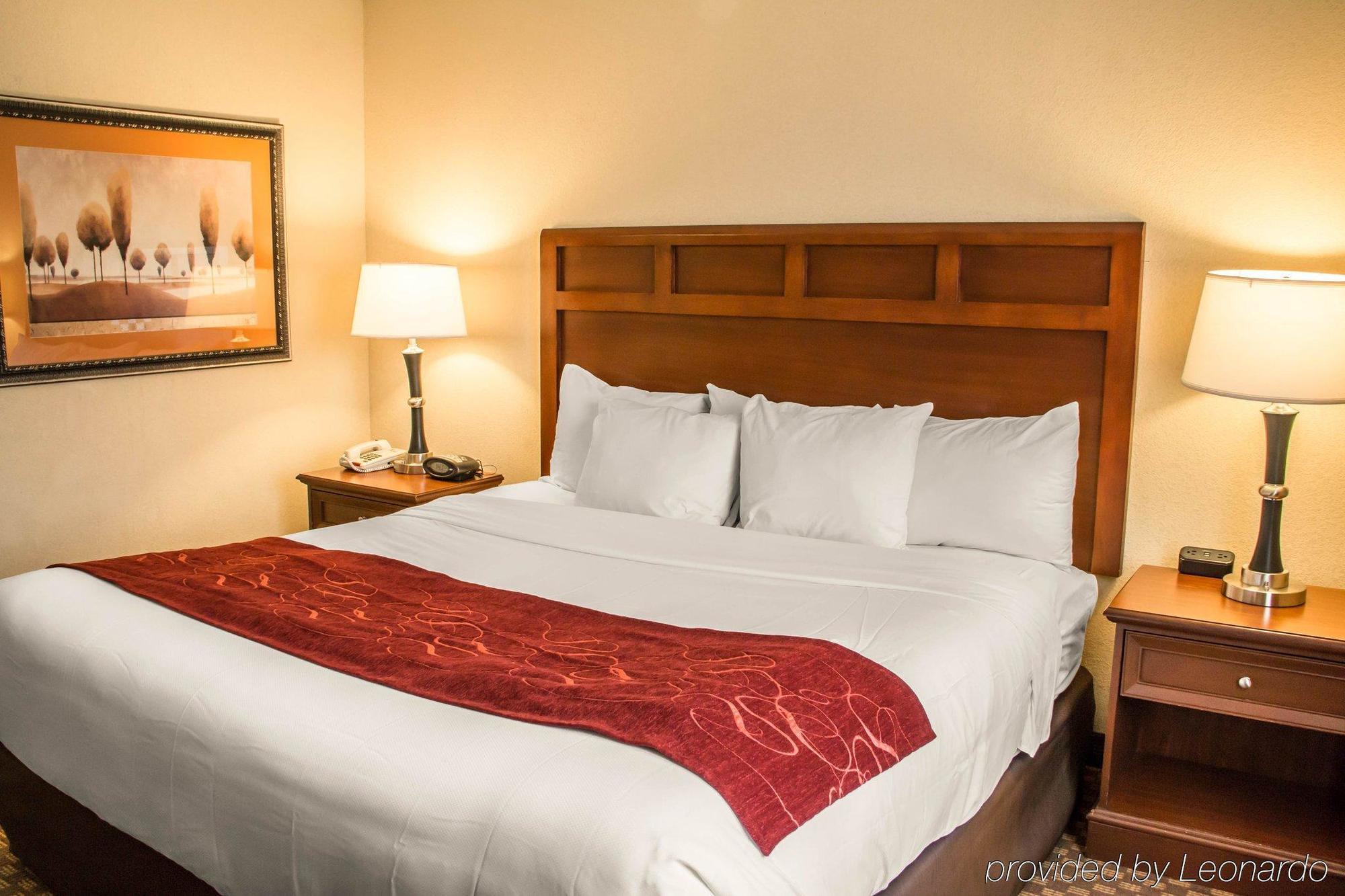 Quality Suites San Antonio Northeast Εξωτερικό φωτογραφία
